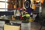 LEGO® Technic Mercedes-Benz Unimog U 5023 With Crane (42242) (8)