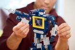 LEGO Icons Transformers Soundwave (10358) (15)