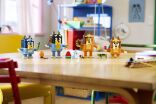 LEGO® Bluey Brick-Built Bluey Family (11217) (7)