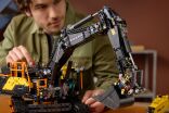 LEGO Technic Volvo EC500 Hybrid Excavator (42215) (10)