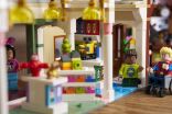 LEGO® Disney Main Street U.S.A. (43302) (12)