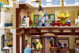 LEGO® Disney Main Street U.S.A. (43302) (13)