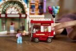 LEGO® Disney Main Street U.S.A. (43302) (9)