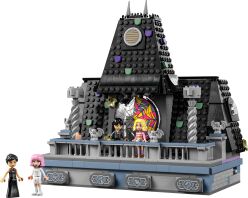 LEGO Wednesday: Wednesday & Enid's Dorm Room (76781)