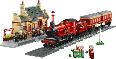LEGO Harry Potter Hogwarts Express &  Hogsmeade Station (76423)