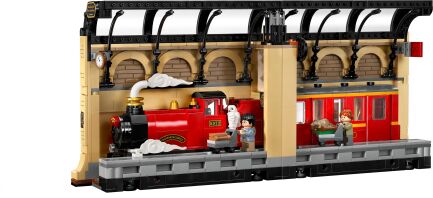 LEGO Harry Potter Book Nook: Hogwarts Express (76450)