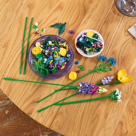 LEGO Icons Botanical Wildflower Bouquet (10313) (4)
