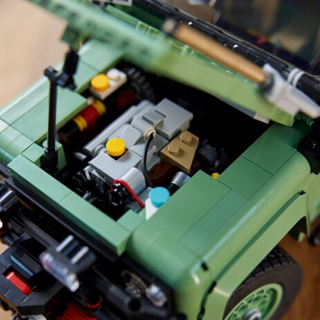 LEGO Icons Land Rover Classic Defender 90 (10317) (4)