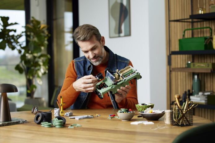 LEGO Icons Land Rover Classic Defender 90 (10317) (7)