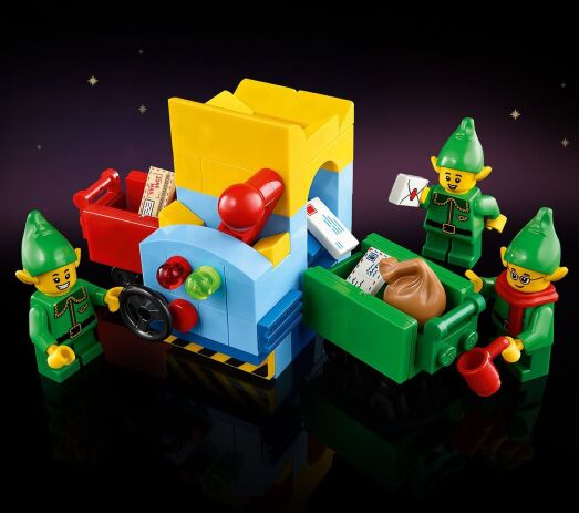 LEGO Icons Santa's Post Office (10339) (4)