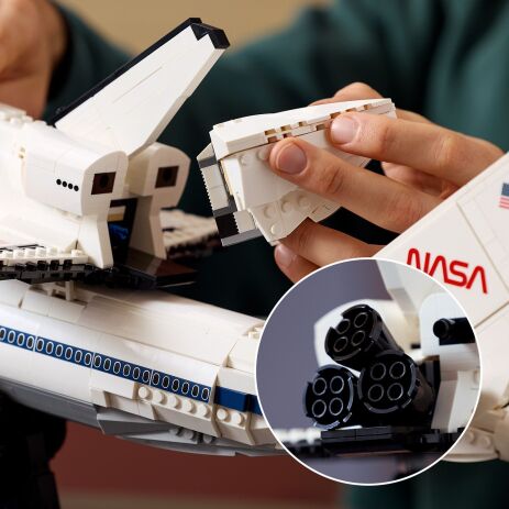 LEGO Icons Shuttle Carrier Aircraft (10360) (4)