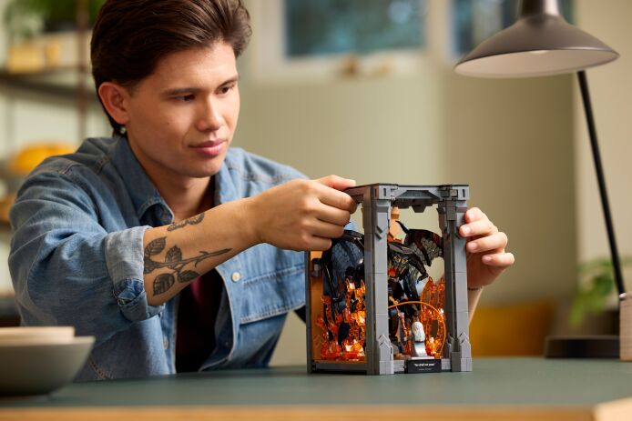 LEGO Icons The Lord Of The Rings: Balrog Book Nook (10367) (9)