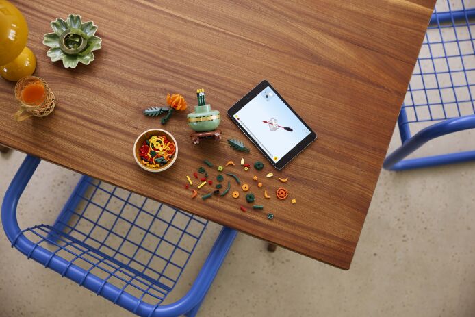 LEGO Icons Botanical Chrysanthemum (10368) (2)