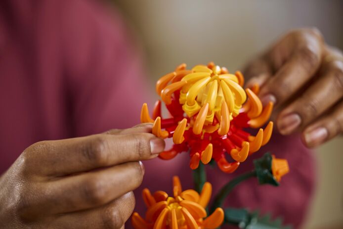LEGO Icons Botanical Chrysanthemum (10368) (6)
