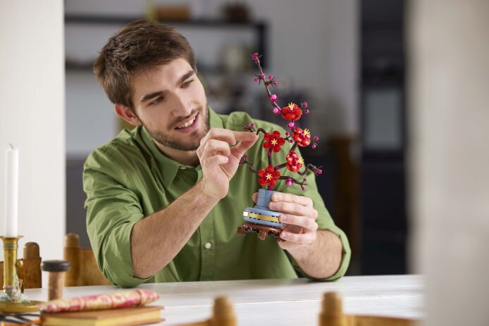 LEGO Icons Botanical Plum Blossom (10369) (6)