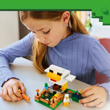 LEGO® Minecraft Chicken Farm (21585) (4)