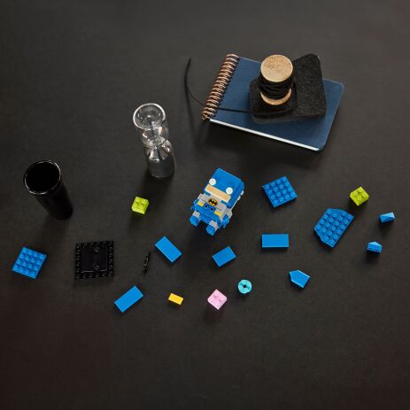 LEGO Brickheadz Batman 8-In-1 (40748) (2)