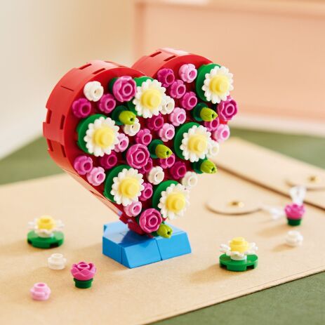 LEGO Love Letters (40867) (3)