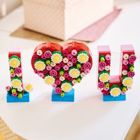 LEGO Love Letters (40867) (4)