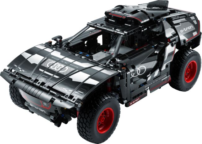 LEGO Technic Audi RS Q E-TRON (42160) (1)