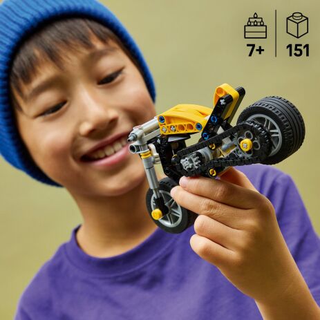 LEGO® Technic Yellow Motorcycle (42225) (2)