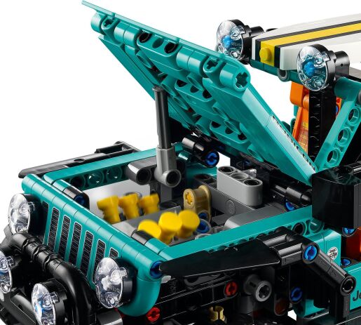 LEGO® Technic Jeep Wrangler Rubicon SUV (42227) (4)