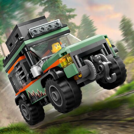 LEGO City 4X4 Off-Road Mountain Truck (60447) (3)