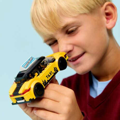 LEGO® City Yellow Taxi (60487) (4)