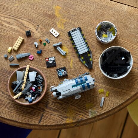 LEGO Star Wars Invisible Hand (75377) (3)