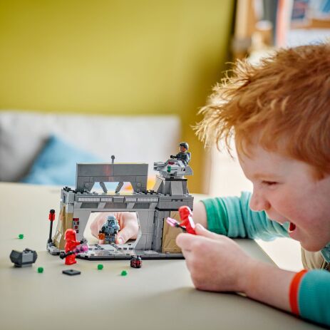 LEGO Star Wars Paz Vizsla & Moff Gideon Battle (75386) (6)