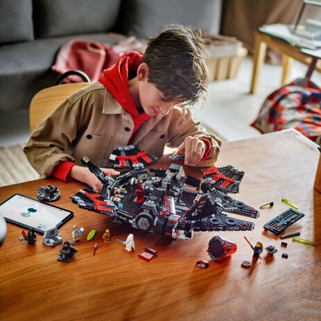 LEGO Star Wars The Dark Falcon (75389) (11)