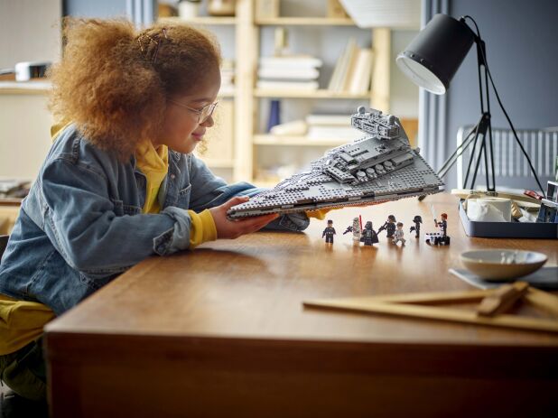 LEGO Star Wars Imperial Star Destroyer (75394) (10)