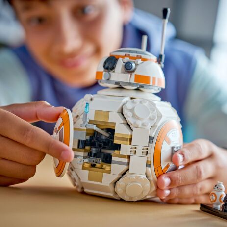 LEGO® Star Wars BB-8 Astromech Droid (75452) (4)