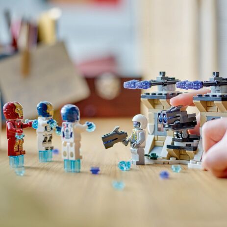 LEGO Super Heroes Iron Man & Iron Legion VS. Hydra Soldier (76288) (7)