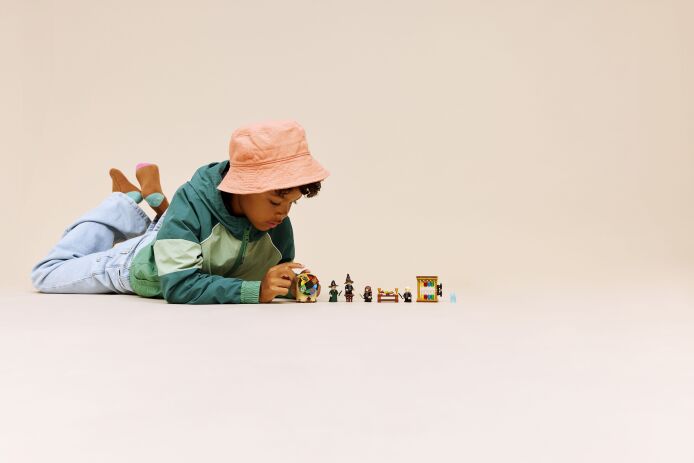 LEGO Harry Potter Hogwarts Castle: Sorting Hat Ceremony (76460) (6)