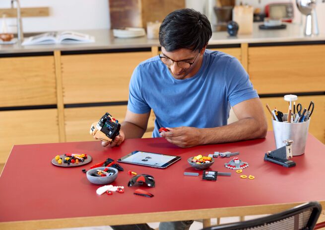 LEGO Sonic The Hedgehog Shadow The Hedgehog (77000) (5)