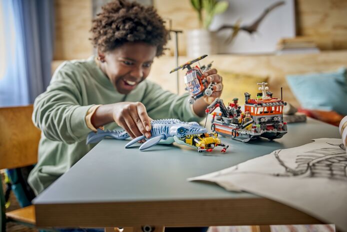 LEGO® Jurassic World Mosasaurus Dinosaur Boat Attack (77983) (6)