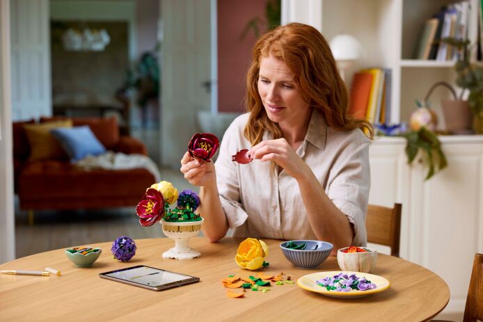 LEGO Botanical Flower Arrangement (10345) (3)