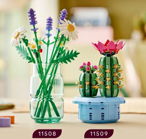 LEGO® Botanicals Flowering Cactus (11509) (7)