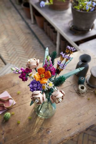 LEGO Icons Botanical Flower Bouquet (10280) (4)