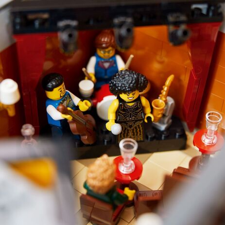 LEGO Icons Jazz Club (10312) (4)