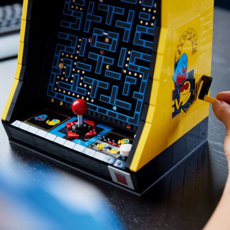 LEGO Icons Pac-Man Arcade (10323) (5)