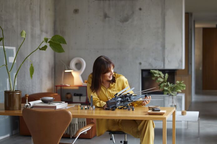 LEGO Icons Dune Atreides Royal Ornithopter (10327) (10)