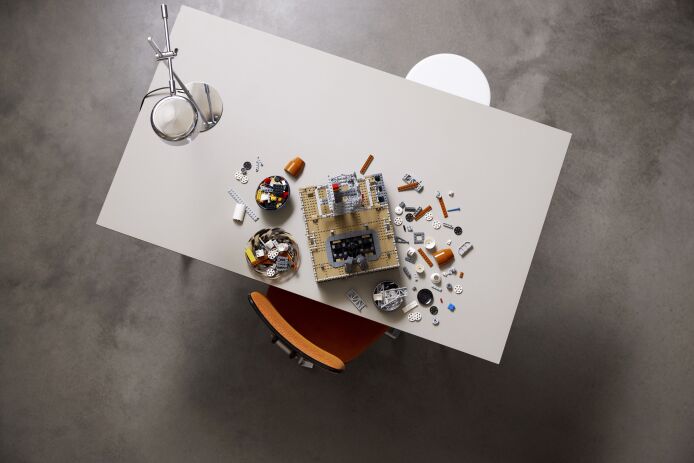 LEGO Icons Nasa Artemis Space Launch System (10341) (6)