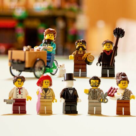 LEGO Icons Tudor Corner (10350) (2)