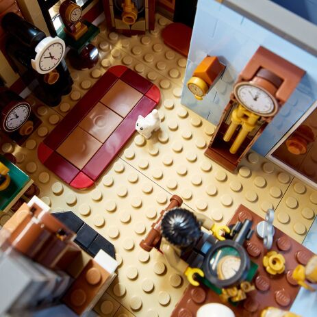 LEGO Icons Tudor Corner (10350) (5)