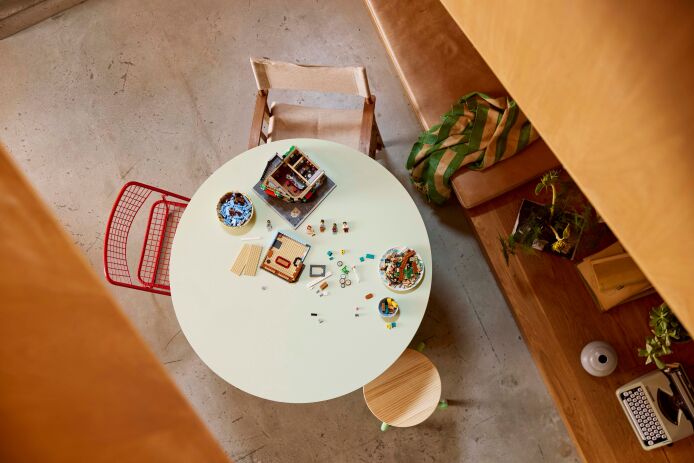 LEGO Icons Tudor Corner (10350) (8)