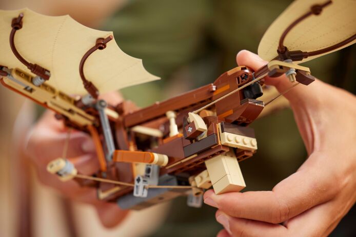 LEGO Icons Leonardo Da Vinci's Flying Machine (10363) (8)