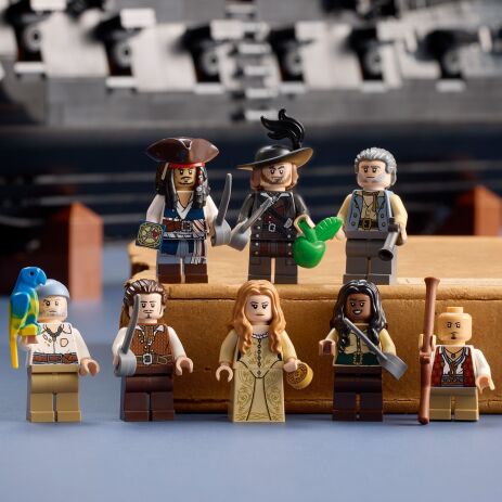 LEGO Icons Captain Sparrow's Pirate Ship (10365) (6)