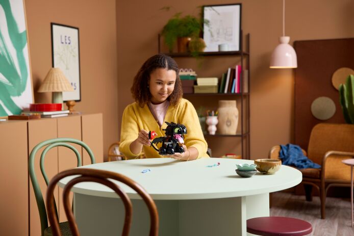 LEGO Icons How To Train Your Dragon: Toothless (10375) (9)